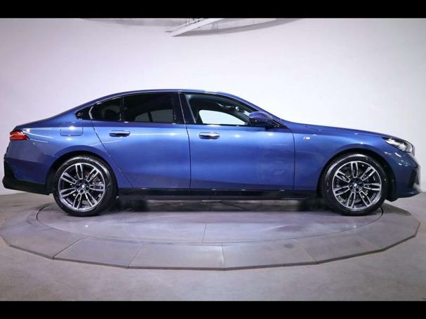 BMW 520i 140 kW image number 2