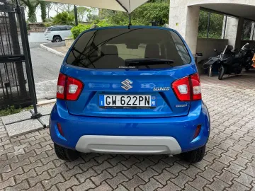 Car image 5