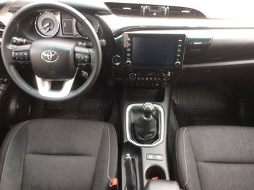 Car image 10