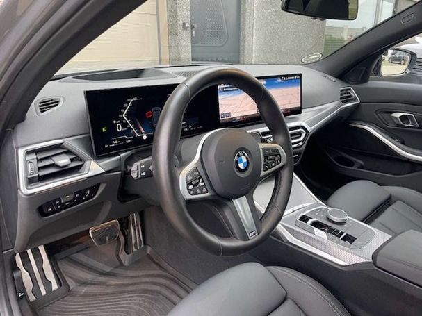 BMW 340i xDrive Touring 275 kW image number 18