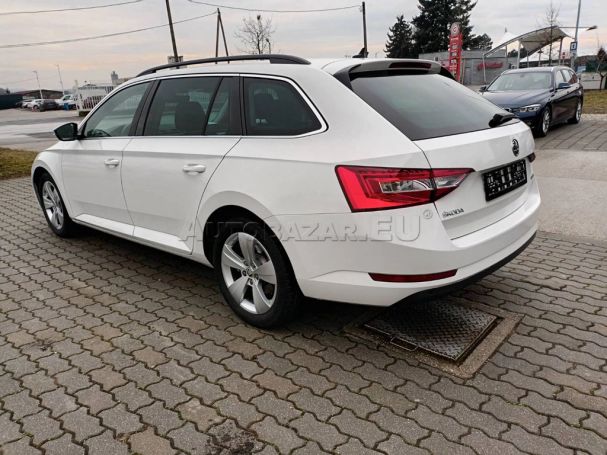 Skoda Superb Combi 2.0 TDI DSG Style 110 kW image number 4