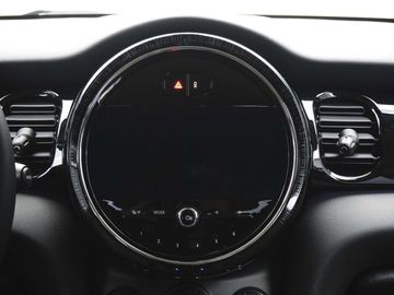 Car image 36