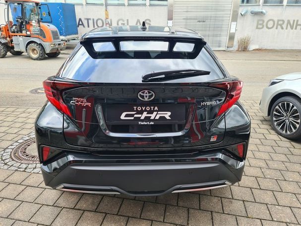 Toyota C-HR 2.0 Hybrid 135 kW image number 2