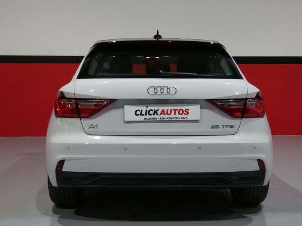 Audi A1 1.0 TFSI Sportback Advanced 70 kW image number 6