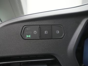 Car image 38