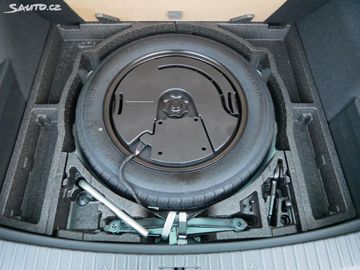 Car image 31