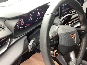Car image 29