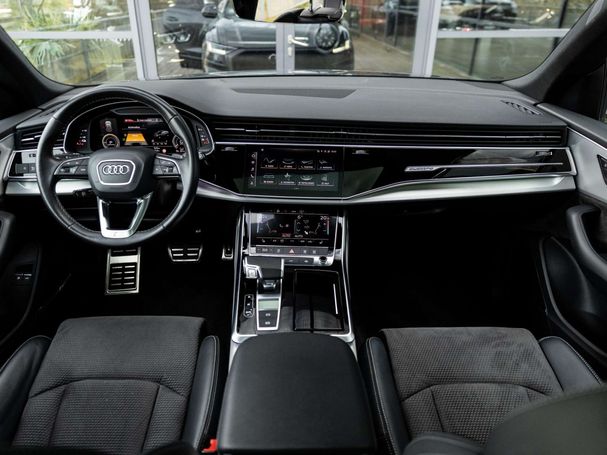 Audi Q8 55 TFSIe quattro 280 kW image number 18