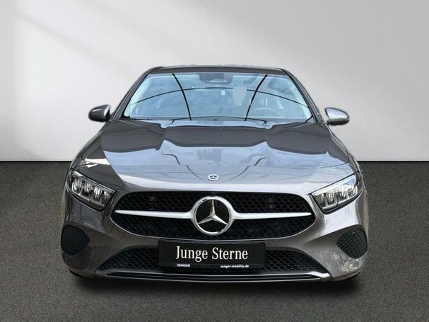 Mercedes-Benz A 180 100 kW image number 2