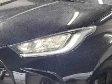 Car image 28