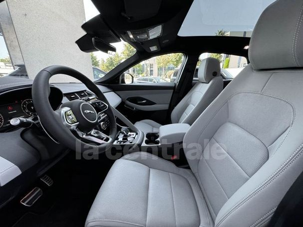 Jaguar E-Pace P200 AWD R-Dynamic SE 147 kW image number 17