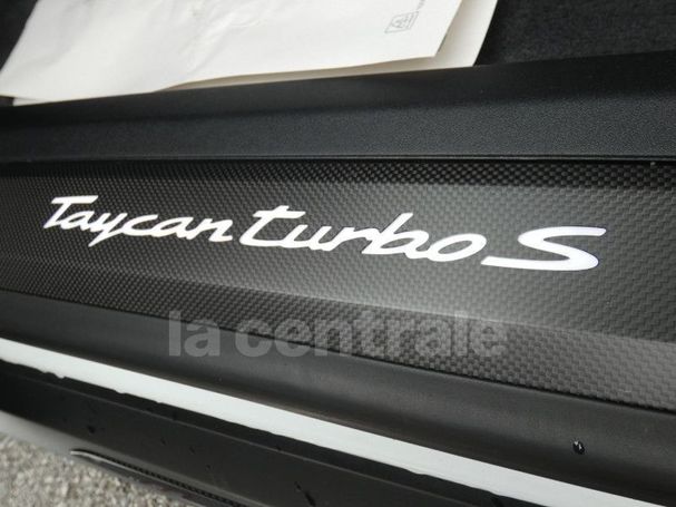 Porsche Taycan Turbo S 500 kW image number 19