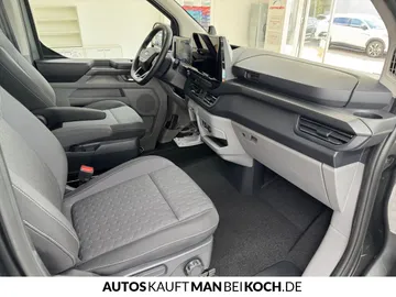 Car image 33