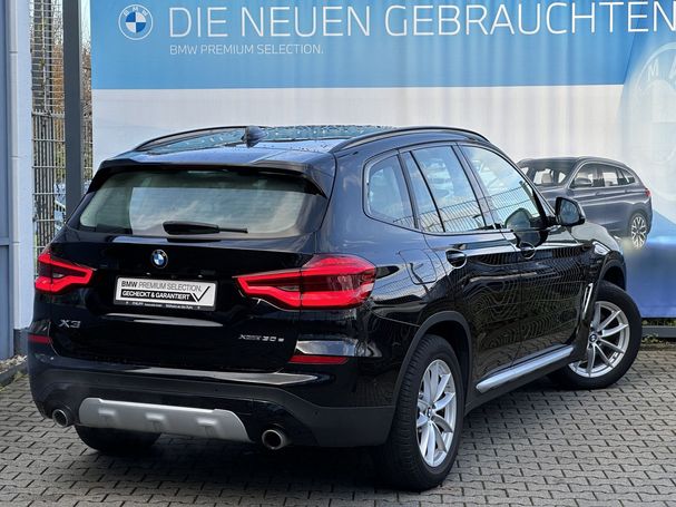 BMW X3 xDrive30e xLine 215 kW image number 2