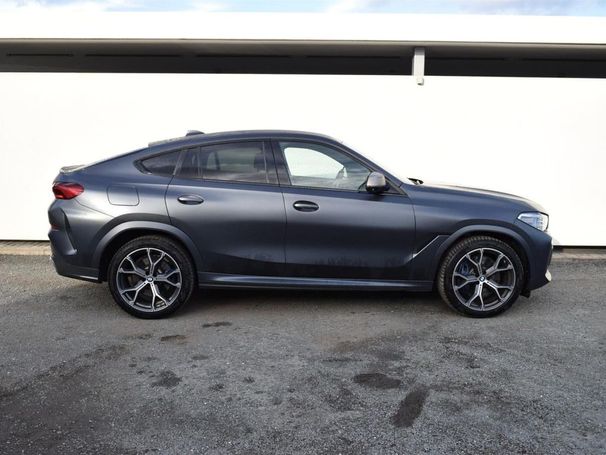 BMW X6 M50i xDrive 390 kW image number 2