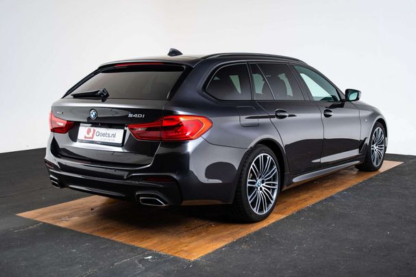 BMW 540i Touring xDrive 250 kW image number 2