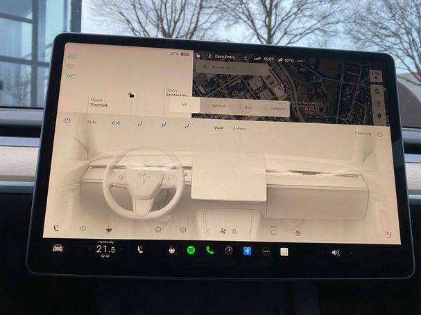 Tesla Model Y Long Range AWD 378 kW image number 23