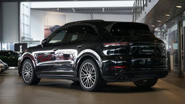 Porsche Cayenne E-Hybrid 344 kW image number 2