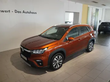 Car image 18