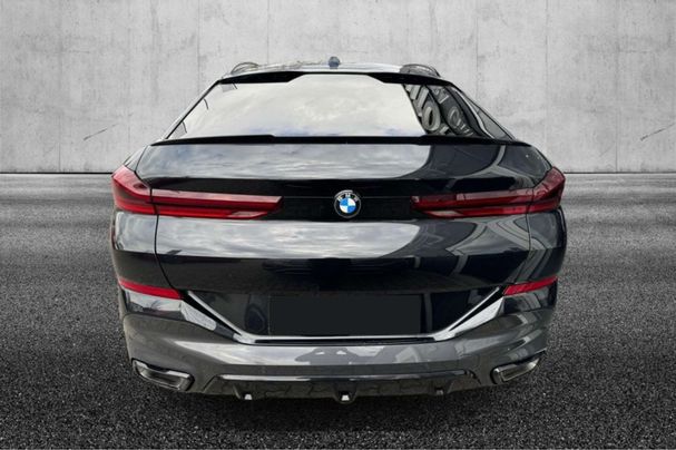 BMW X6 xDrive40d M Sport 259 kW image number 3