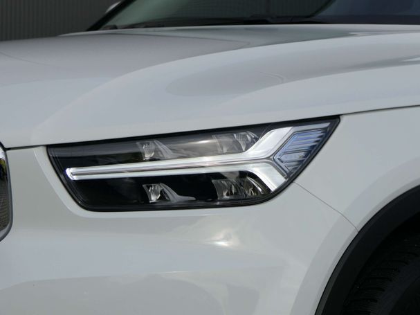 Volvo XC40 T2 95 kW image number 29