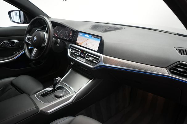 BMW 330i Touring M Sport 190 kW image number 7