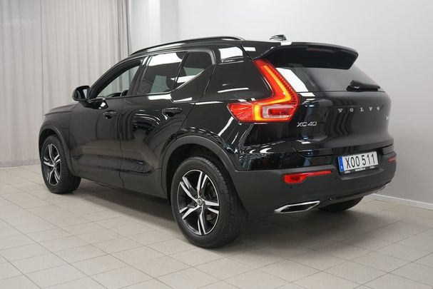 Volvo XC40 D4 AWD R-Design 141 kW image number 3