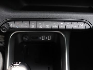 Car image 30