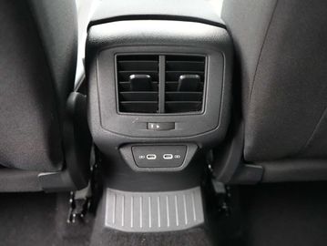 Car image 36