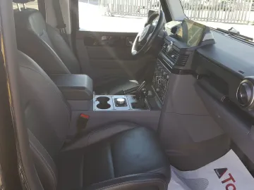 Car image 39