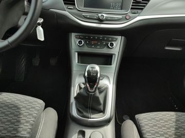 Car image 10