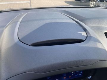 Car image 38