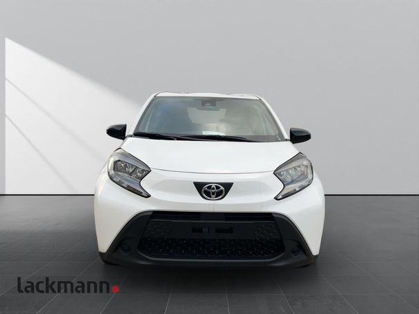 Toyota Aygo X 1.0 53 kW image number 3