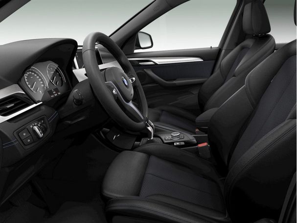 BMW X1 sDrive18i 100 kW image number 3