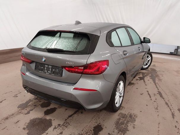 BMW 118i Sport Line 100 kW image number 5