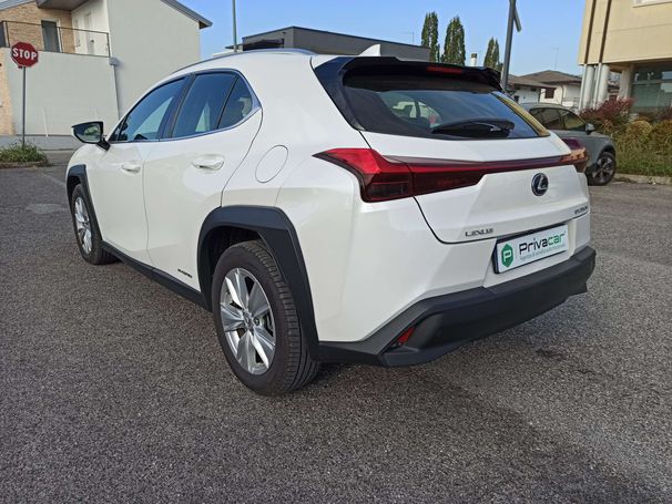 Lexus UX 250h 135 kW image number 30