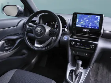 Car image 3