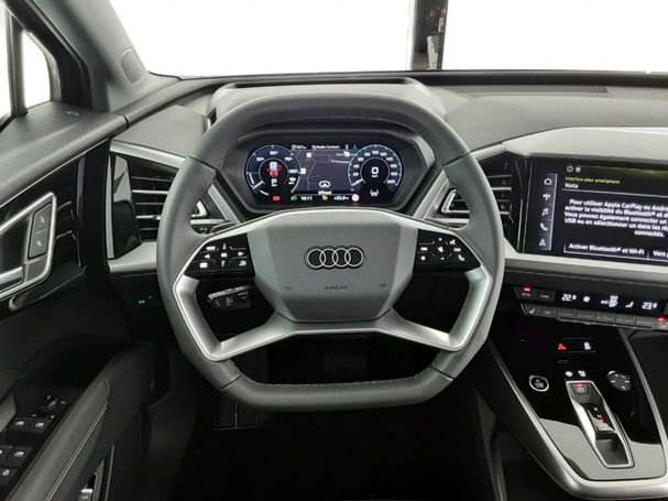 Audi Q4 40| e-tron S-line 150 kW image number 18