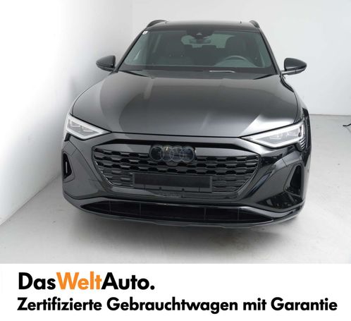 Audi Q8 55 quattro e-tron Business 250 kW image number 17