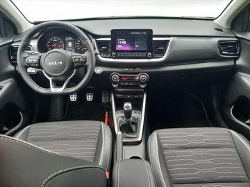 Car image 12