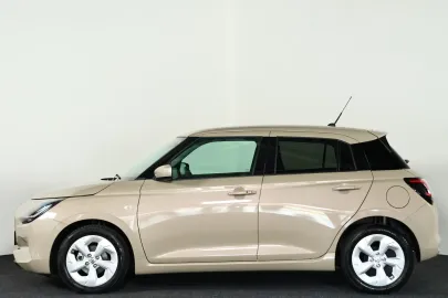 Car image 32