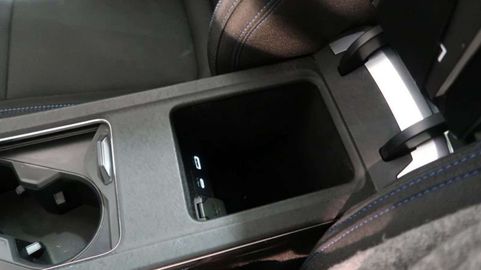 Car image 41