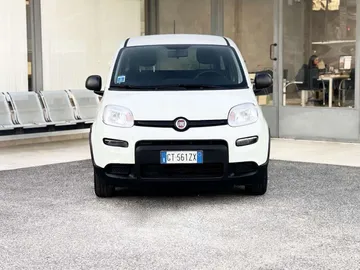 Car image 3