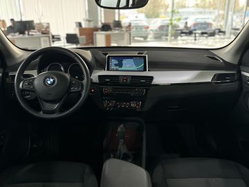 Car image 37