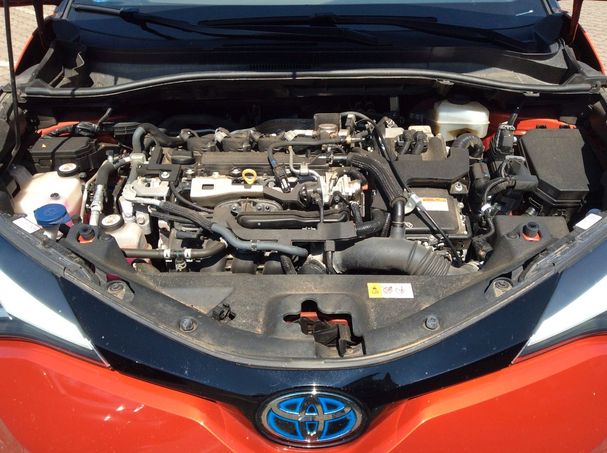 Toyota C-HR 2.0 Hybrid 135 kW image number 20