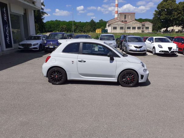 Abarth 595 Competizione 1.4 T-Jet 180 132 kW image number 3