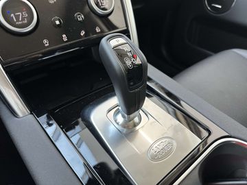 Car image 31