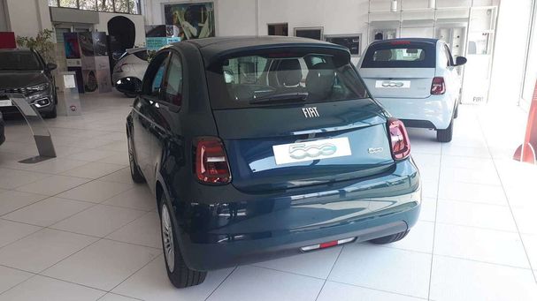 Fiat 500 e 70 kW image number 16