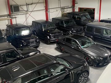 Car image 32