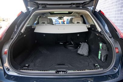 Car image 38